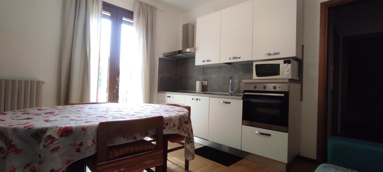 L'Agrifoglio Apartment Lezzeno Exterior photo